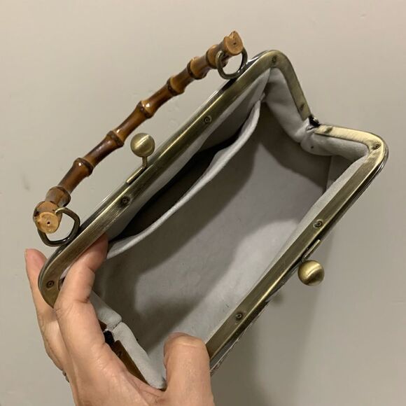 Handmade Genuine Leather Floral Embossed Real bamboo Handle Satchel/Crossbody - Picture 16 of 16